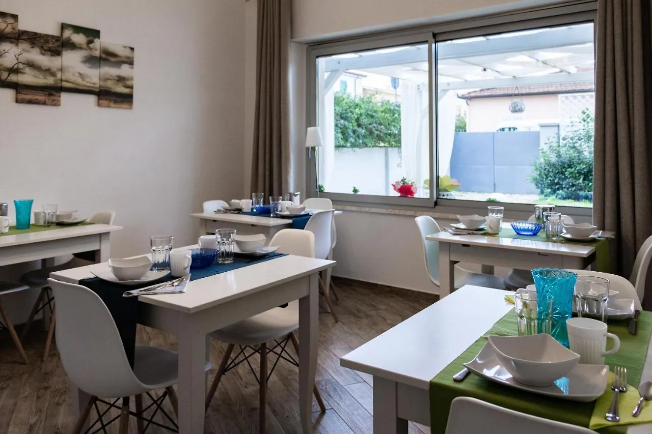 City Garden Guest House Olbia 2*,