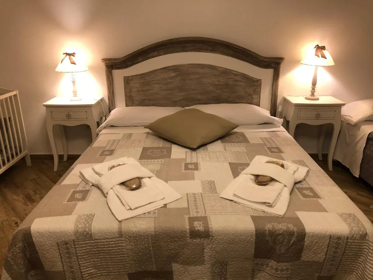 City Garden Guest House Olbia 2*,  Italië