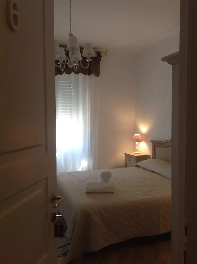 **  City Garden Guest House Olbia Italië