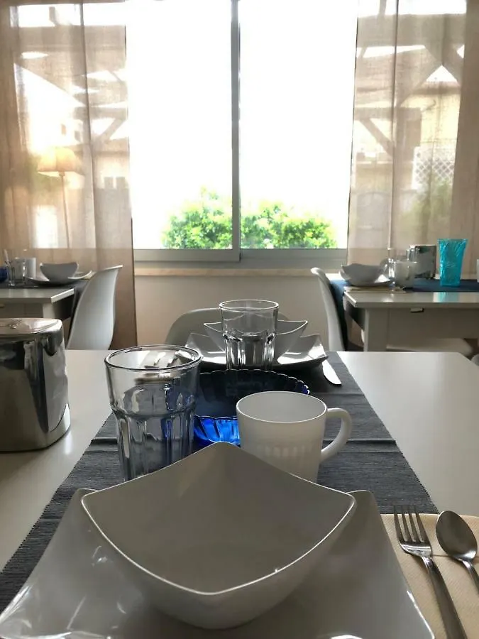 City Garden Guest House Olbia 2*,  Italië